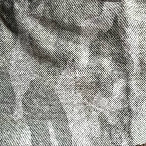 Democracy Camo Jeans - Picture 4 of 4